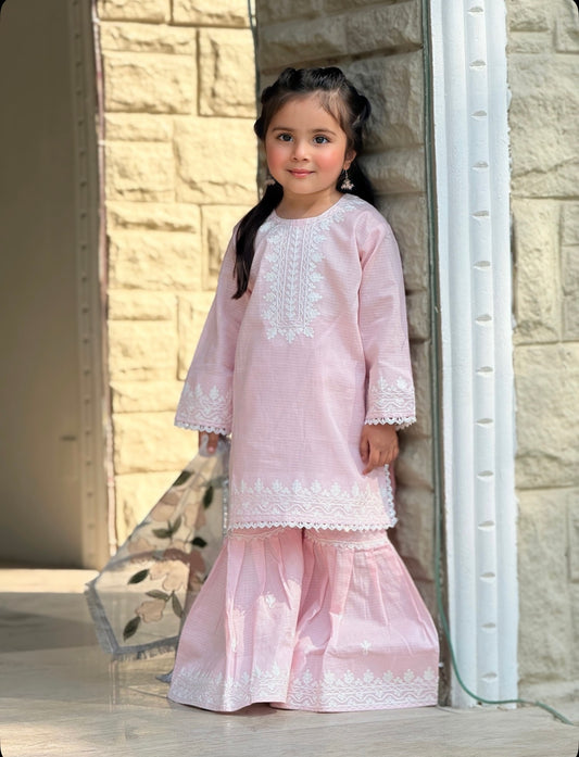 Girls Designer Doriya Cotton Gharara Set With Kiran Border Hand-Paint Duppata